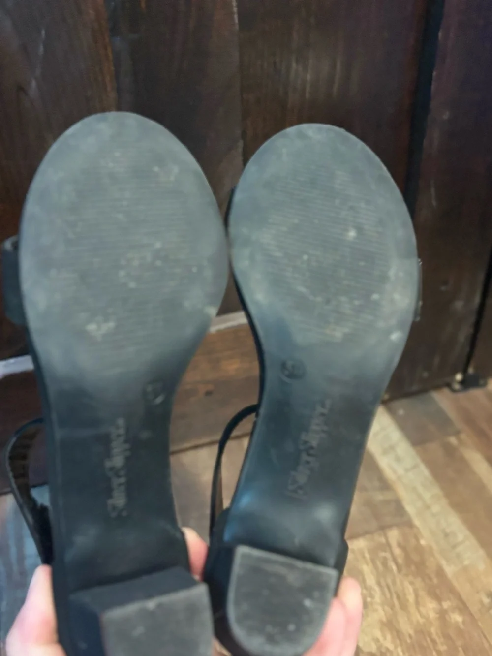 Dress shoes